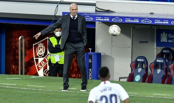 一步乱，步步乱 皇马无人可用已被逼到墙角