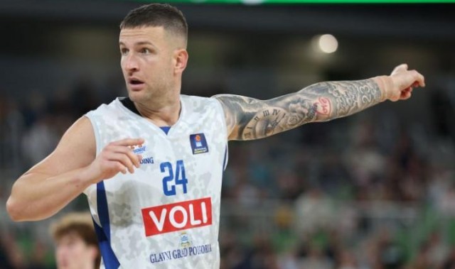 电竞战绩-大家都是首发！东契奇1.65亿续约湖人&amp;amp;欧米奇曾效力于NBL广西威壮