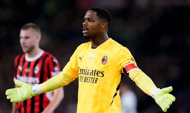 英雄联盟积分排名-记者：切尔西想1800万欧签迈尼昂，但阿莱格里上任后要求米兰留人