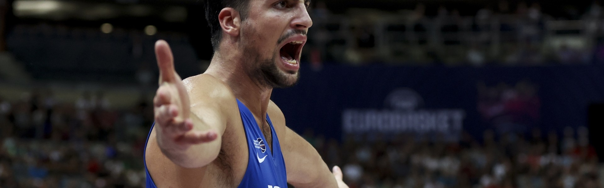 LOL Worlds 积分榜-阿夫迪亚半场三分失准仍贡献11分4板1助3帽全能数据